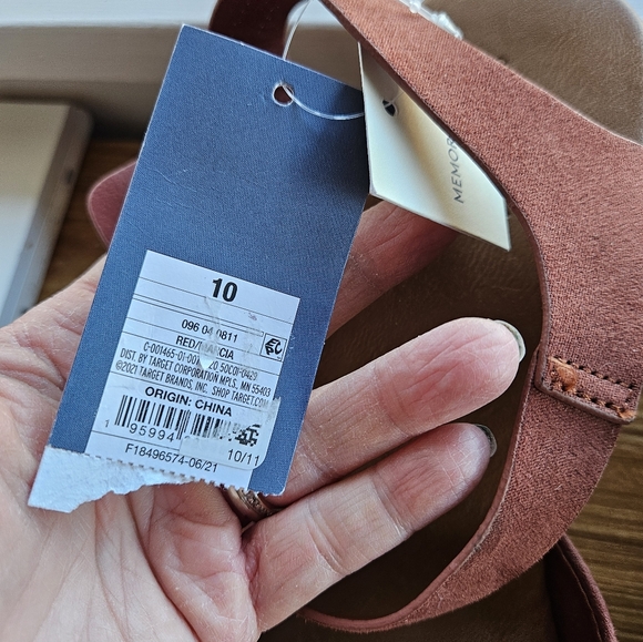 Universal Thread strappy heeled sandals Size 10 - Picture 3 of 16